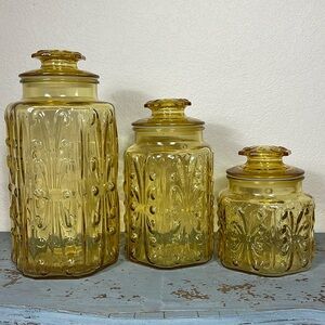 Three Vintage LE Smith Lidded Jar Canisters Atterbury Pattern Amber Gold